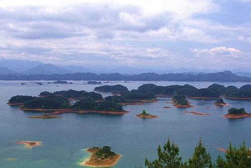 Qian Dao Lake